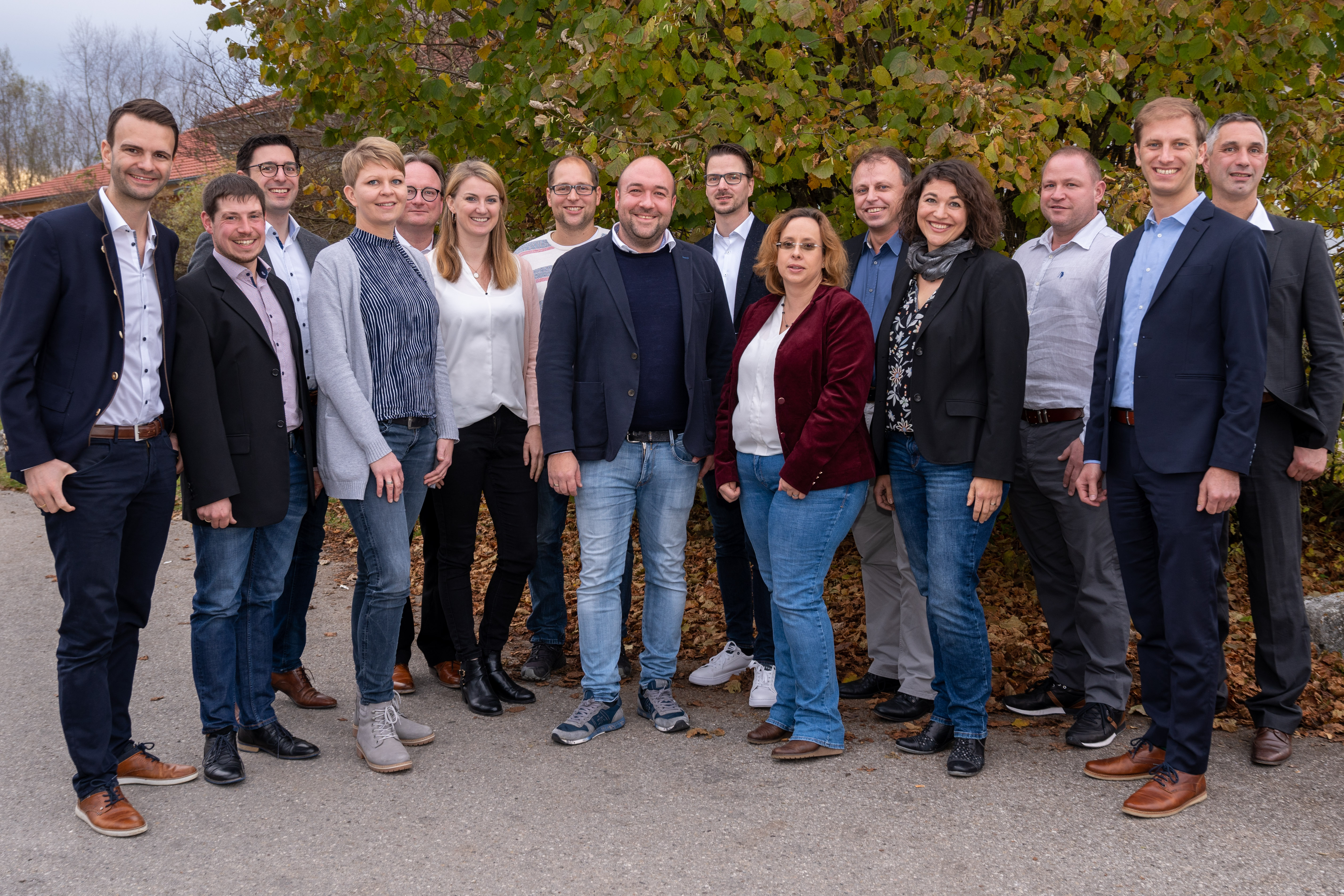 Auf dem Bild die Spitzenkandidaten von links: Florian Dorn, Markus Schindele, Thomas Rauch, Martina Gleich, Christian Seeberger, Marina Kögel, Martin Zeller, Vorsitzender Jürgen Bäurle, Florian Kastenmaier, Melanie Schöllhorn, Christian Weigele, Marion Bö